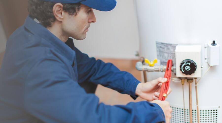 Expert burst pipe repair services in Sibley, IL